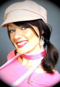 I scathingly abhor this outfit ::keck::, but I do like this hat and now own it. I wear it a lot! Up close, it is pink & white gingham. 