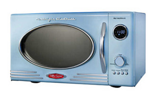 Retro-style microwave oven from Nostalgia Electrics to with your 