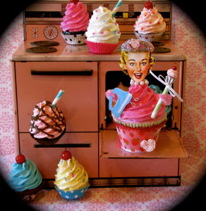 These are NOT real cupcakes! 12 Legs Curiosities presents their retro inspired "Cupcake Queen Collection" to bring you good luck in the kitchen. Simply place her somewhere near your baking and let her do her work. Her magic cupcake wand will start swirling round & round with cupcake magic  and zap your cupcakes with all the delicious magic they need to turn out perfectly every time. You can find them on Etsy!